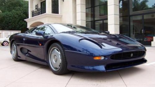 10 European exotics that still stop crowds instantly