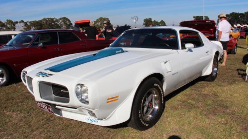 9 muscle cars that still feel fast today