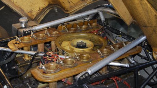 8 racing engines that survived conditions most couldn’t handle