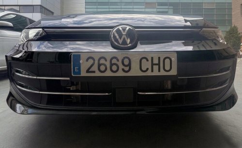 Las matrículas que la DGT jamás te dejará llevar: los códigos prohibidos en España y sus curiosos motivos