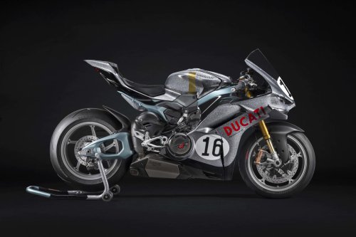 Ducati celebra el centenario con la Collezione 100: diez espectaculares motos que homenajean su histórico legado en la competición