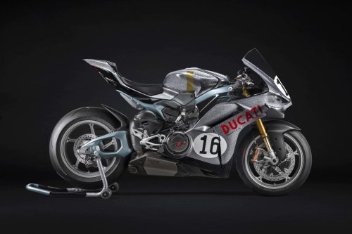 Ducati celebra el centenario con la Collezione 100: diez espectaculares motos que homenajean su histórico legado en la competición