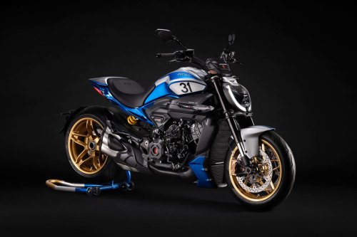 Ducati celebra el centenario con la Collezione 100: diez espectaculares motos que homenajean su histórico legado en la competición