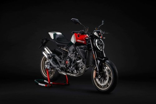 Ducati celebra el centenario con la Collezione 100: diez espectaculares motos que homenajean su histórico legado en la competición