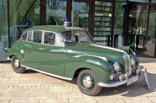 Los coches de policía más chulos del mundo