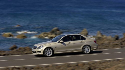 The last sedans with hydraulic steering enthusiasts should be buying