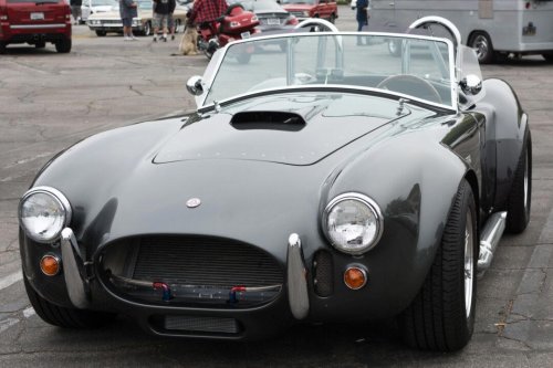 9 vintage performance cars that still own the spotlight at shows