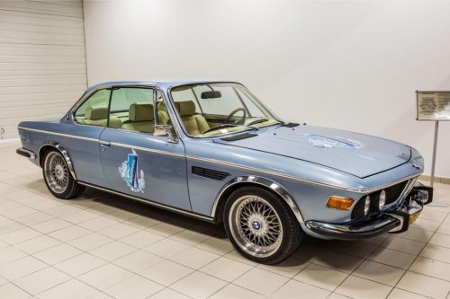 9 vintage performance cars that still own the spotlight at shows