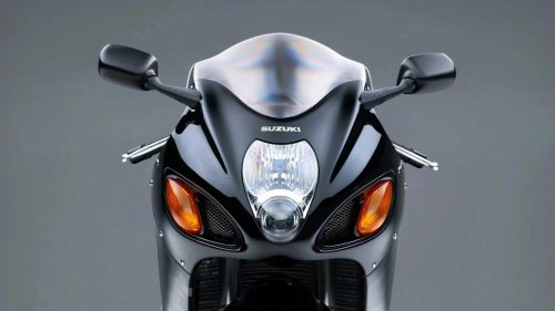 Suzuki Hayabusa: First production motorcycle to break 186 mph