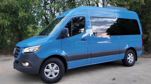 SEAT, SUV, 10+ seat vehicle options when a 9-seat SUV won't do