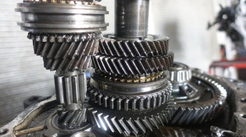 Pros and cons of transaxles vs. standard transmissions