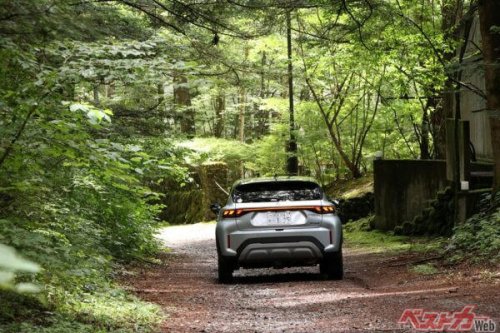 フロンクスは本当に“全部入りSUV”なのか？ 254万円からの装備内容をチェック