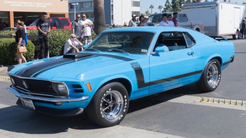 7 classic V8 cars that still sound better than modern exhaust systems