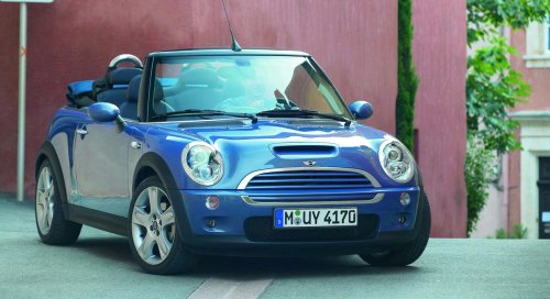 MINI, El Mini del siglo XXI ya ha cumplido 25 años: el primer urbano premium sigue manteniendo su reinado sin ningún rival que le haya hecho sombra