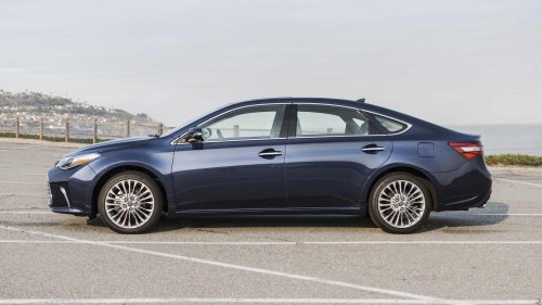 The Toyota Avalon reality that smart luxury buyers are quietly embracing