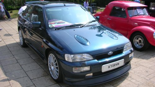 9 all-wheel-drive performance cars that rewrote traction expectations