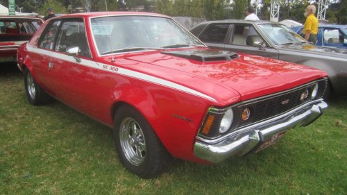 9 muscle cars from the early 1970s that pushed V8 performance to the limit