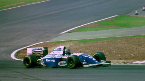 9 race cars that became legends after losing championships