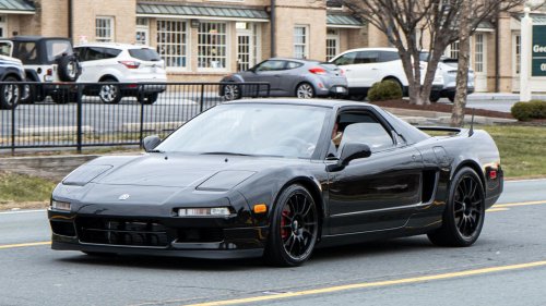 10 supercars only experts should drive &amp; 10 that are surprisingly friendly