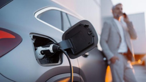 El Plan Auto+ se atasca y el motor español ya presiona al Gobierno: 