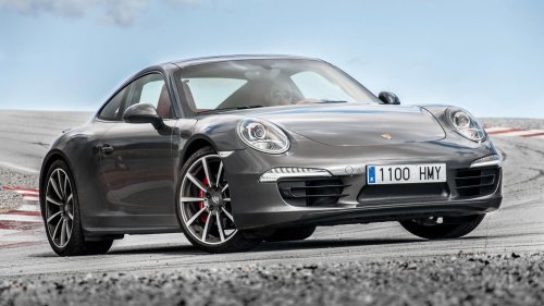 10 supercars only experts should drive &amp; 10 that are surprisingly friendly