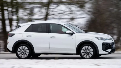 He probado el Volkswagen T-Roc 1.5 eTSI: cambia muchos detalles para continuar el éxito de la primera generación
