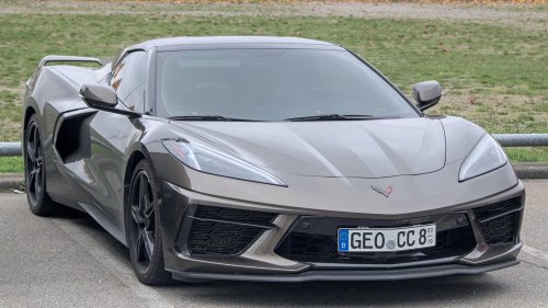10 supercars only experts should drive &amp; 10 that are surprisingly friendly