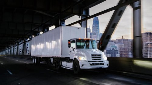 Toyota, Does Toyota make commercial and heavy duty trucks?