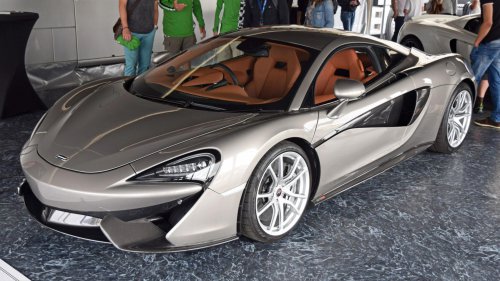 10 supercars only experts should drive &amp; 10 that are surprisingly friendly