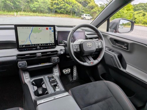 トヨタ「RAV4」で「GR SPORT」を選ぶ理由は? 試乗してわかった真価