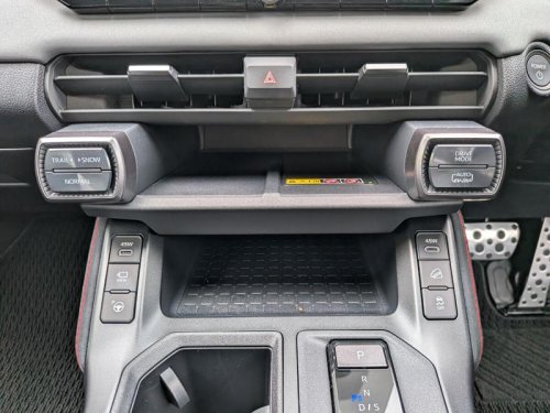 トヨタ「RAV4」で「GR SPORT」を選ぶ理由は? 試乗してわかった真価