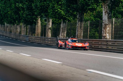 Aston Martin, Aston Martin’s Valkyrie sustains momentum at Le Mans test day