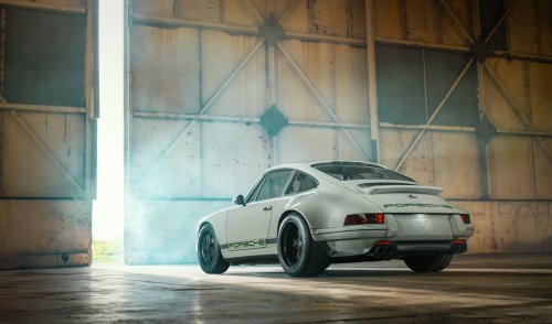 Porsche, Porsche 911, Porsche 911 GT3, Este Porsche 911 restomod de Theon Design mezcla alma clásica y prestaciones casi de GT3