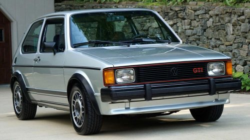 Dodge, This hot hatch is the weirdest Dodge ever made