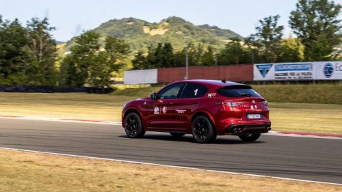 Alfa Romeo, Asistimos a la Escuela de Conducción Alfa Romeo en el circuito de Varano a la que todo conductor puede y debe acudir