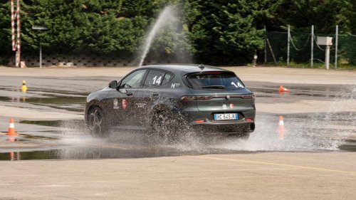 Alfa Romeo, Asistimos a la Escuela de Conducción Alfa Romeo en el circuito de Varano a la que todo conductor puede y debe acudir