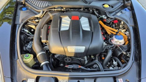 The hybrid SUV that feels practical, efficient, and surprisingly quick