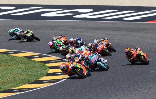 Resumen carrera GP Hungría Moto3: resultados, clasificación y puestos en el circuito de Balaton Park hoy