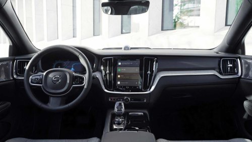 The Volvo S60 Recharge is a bona fide sleeper