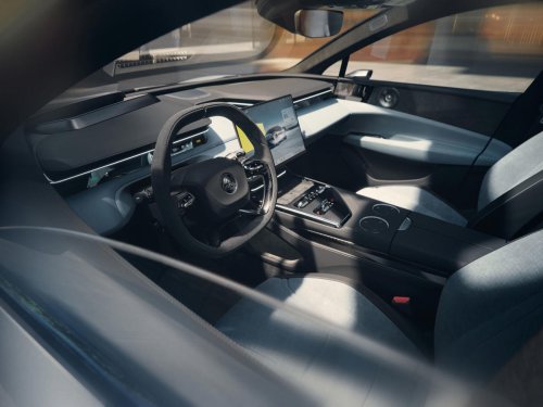Lotus, Lotus Emeya 600 Sport SE: una obra de arte en movimiento, muy rápido