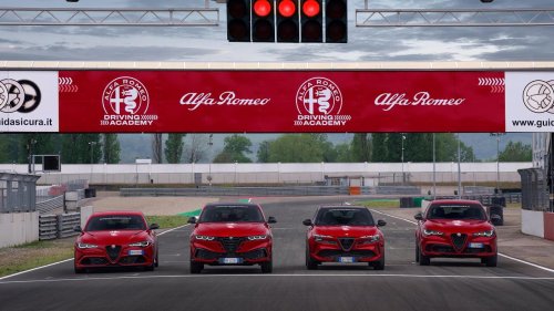 Asistimos a la Escuela de Conducción Alfa Romeo en el circuito de Varano a la que todo conductor puede y debe acudir