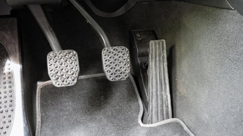 How long does it realistically take to learn to drive a manual car?