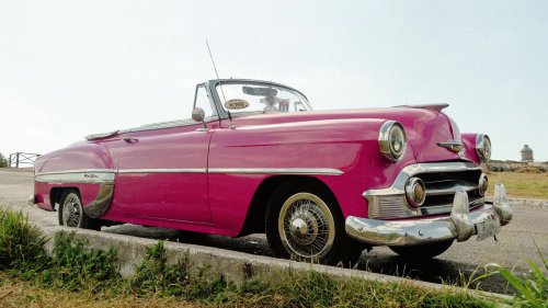 10 colors that only look good on classic cars & 10 they’d never pull off