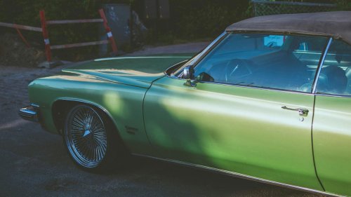 10 colors that only look good on classic cars &amp; 10 they’d never pull off