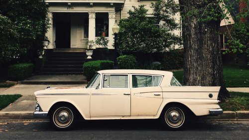 10 colors that only look good on classic cars &amp; 10 they’d never pull off