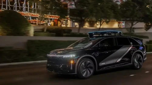 Uber, que lanzará en Madrid, en este año, los primeros robotaxis de la UE, invierte más de 430.000.000 en una empresa que comenzó repartiendo comida