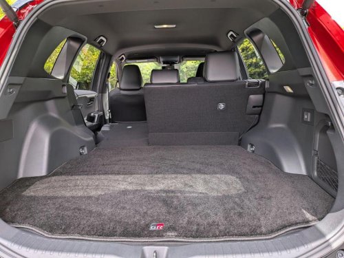 トヨタ「RAV4」で「GR SPORT」を選ぶ理由は? 試乗してわかった真価