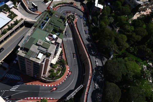 Fernando Alonso recuerda por qué nunca se le puede dar por muerto en un Mónaco que se reivindica