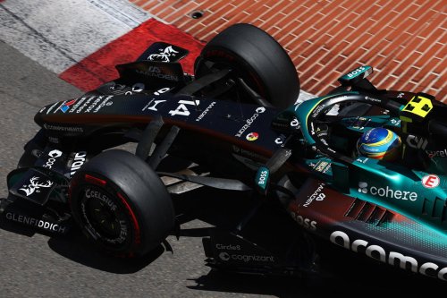 El AMR26 mancha a Newey