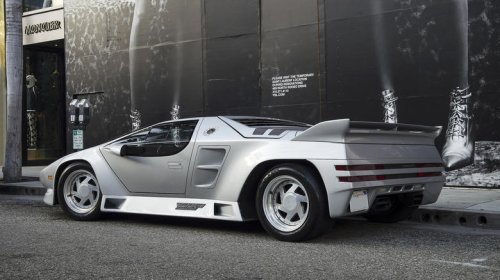 The Vector W8 was America's only true independent 20th-century supercar